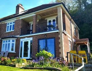 Newberry Wood Guesthouse - 库姆马丁