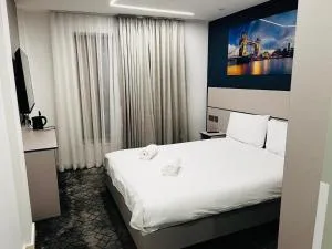 Ilford Grand Hotel - 依尔福