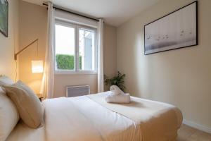 Appartements Vieux Lille - Appartement avec terrasse + parking : photos des chambres