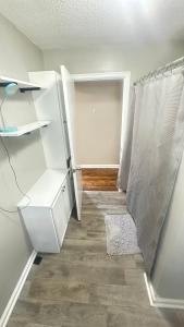 Cozy 2bed 1bath Memphis in-law suite 5 minutes from I240W