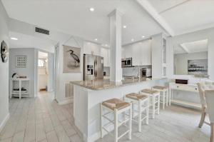 Cheerful Oasis on Anna Maria Island