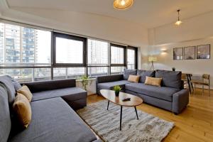 Imperial Meridian Place Apartment