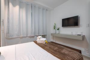 Em frente ao metro e 8 minutos da praia - SF228