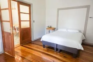 Estudio a orilla de Rio - Caucau