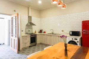 Estudio a orilla de Rio