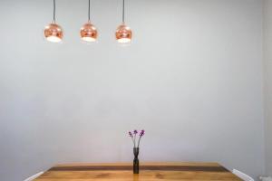 Estudio a orilla de Rio