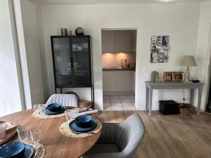 Ruhige Stadtperle mit Garten