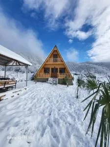 Ismayilli Qalaciq Aframe house - Xınalıq