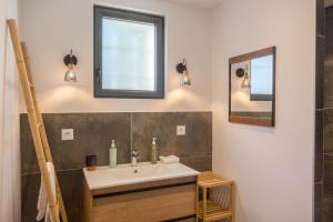 Villas Proche ORLEANS - Maison 2 chambres - Acces direct au Bord du Loiret : photos des chambres