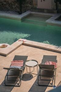 Mas Evalla, Charme, Piscine Chauffée et Vue Unique