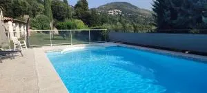 La Bastide, Chambre d'hôtes - 勒旺