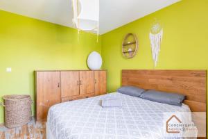 Maison à Lyon Parilly avec Piscine, Jardin, Parking Privé & Proche Eurexpo