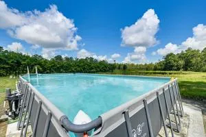 Fire Table and Home Gym Secluded Naples Home - Harker