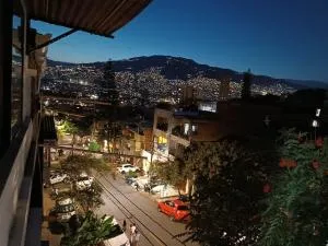 CAMPO VALDES PARK HOSTEL - Prado