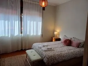 Roomy & Patio - 2 bedroom flat - Senhora do Porto