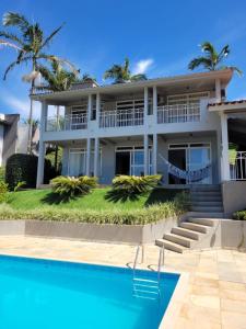 Casa completa em Escarpas do lago com vista deslumbrante