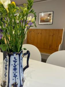 2 Bed Georgian cottage, Ramsgate