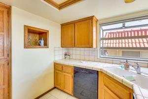 2 Mi to Pismo Beach Oceano Retreat Near Wineries!