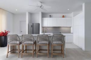 Westmoreland Luxury Villa, Pool, Sea Views, Beach Club Access