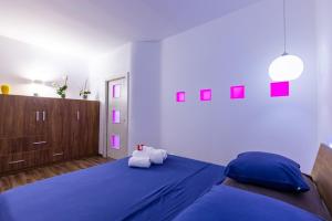 The Hidden Dream- Smarthouse