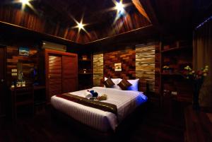 Sangsawan Palace Khaolak Resort