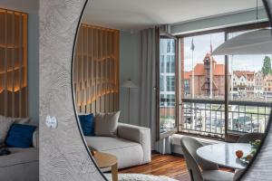 Premium Apartment Szafarnia in Gdańsk Old Town & Marina View by Lion Apartments