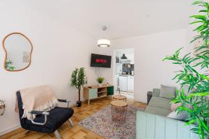 Charmant et Grand studio 34m2, Paris Disneyland 20min, Aéroport CDG, Parc Asterix, Gare de Chelles Gournay