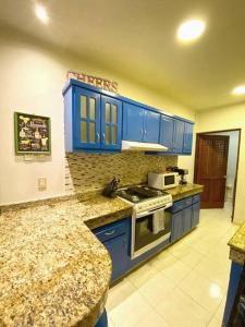 Penthouse 2BD 2BA with Private Rooftop and Plunge Pool