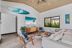 CU15 New Modern Home with Casitas and Private Pool