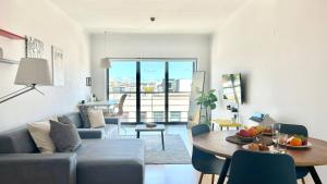 Wonderful apartment - Free parking - Cabo Ruivo 34636AL