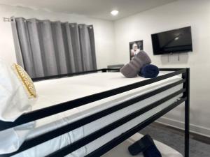 Cowboys Fan Pad 2 Bedroom!