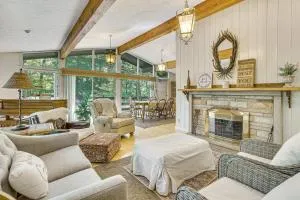 Secluded New Philadelphia Home in Amish Country! - Dellroy