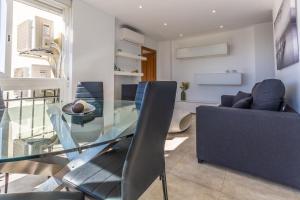 Amazing Benidorm Views 2BR Home - Pool - Parking