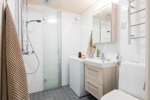 Tampere city center one bedroom apartment - train station, Nokia Arena, Netflix