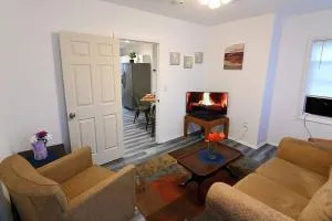 Hidden Gem-1Bedroom with Plenty Free Street Parking - Communipaw