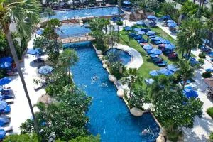 Jomtien Palm Beach Hotel and Resort - 乔木提恩海滩