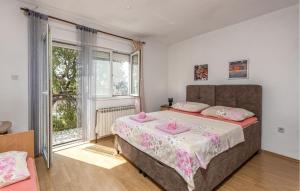 Awesome Apartment In Novi Vinodolski