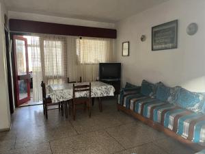 Tranquil Garden Apartment by Sea