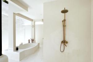 Biệt Thự 2 Phòng Ngủ (Two-Bedroom Villa)