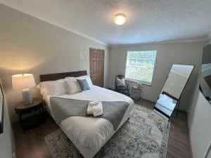 Plainview Vineyard Retreat Sleeps 8 - Springfield