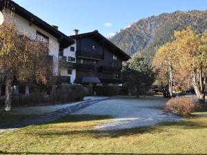 Studio confortable rénové en résidence verdoyante à Chamonix - FR-1-517-69