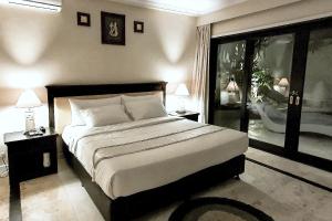 Biệt Thự 3 Phòng Ngủ (Three-Bedroom Villa)