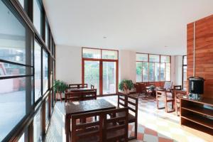 OYO 794 Nice Mum Lodge