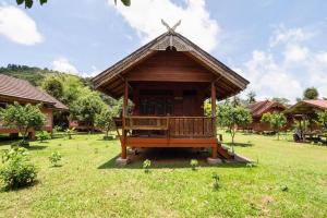 OYO 1143 Phet Luran Thai Resort Kohchang