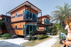 OYO 755 Rattana Resort