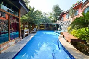 OYO 549 Maesri Resort