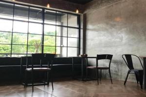 OYO 1167 Ban Pa Rim Khuean