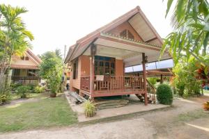 OYO 1062 Baanrai Kongjaroen