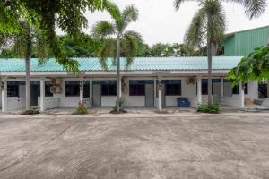 OYO 75322 Tha Burapa Resort Bangsean