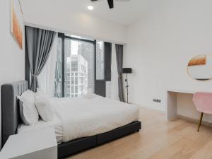 Star Premier KLCC Suite 3-4pax by LavishHome